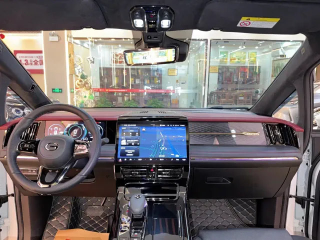 GAC Trumpchi M8 — Фото автомобиля 16