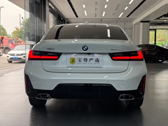 BMW 3 Series — Фото автомобиля 4