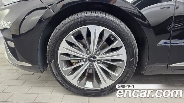 Kia K8 Hybrid — Фото автомобиля 5