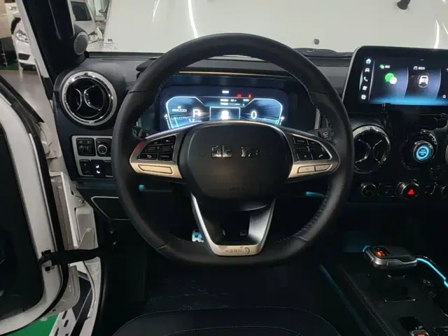 BAIC BJ40 — Фото автомобиля 10