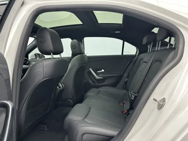 Mercedes-Benz A-Class — Фото автомобиля 6