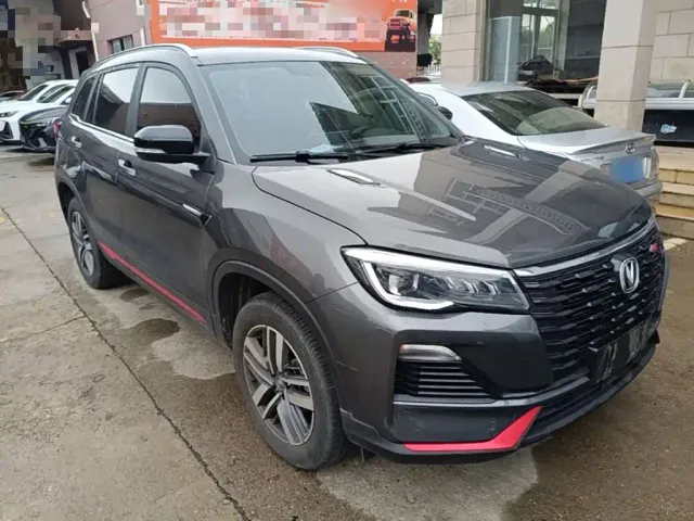 Changan CS75 — Фото автомобиля 3