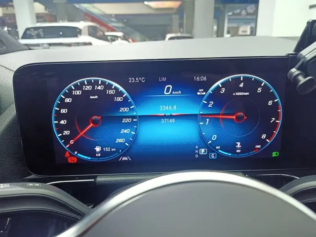 Mercedes-Benz GLA-Class — Фото автомобиля 10