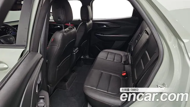 ChevroletGMDaewoo Trailblazer Новый Trailblazer 1.3 Turbo 2WD — Фото автомобиля 12