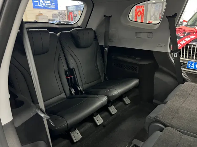 Chery Tiggo 8 — Фото автомобиля 10