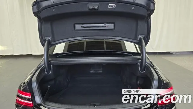 Genesis G80 Бензин 2.5 турбо AWD — Фото автомобиля 20
