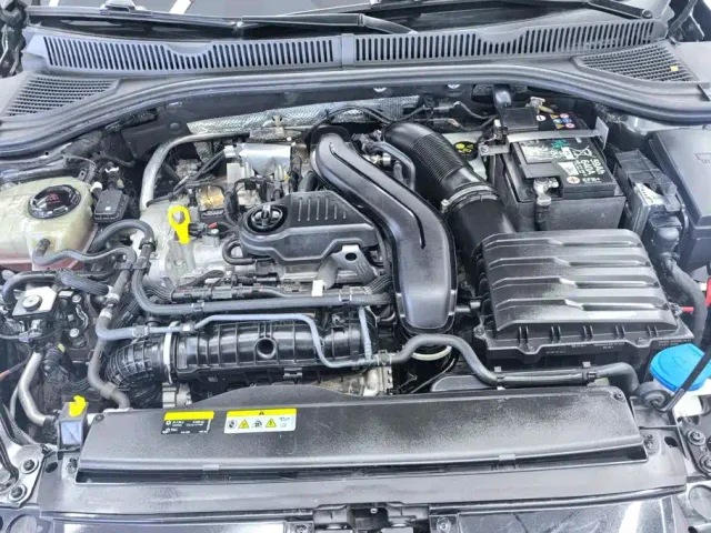 Volkswagen Sagitar — Фото автомобиля 10