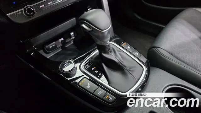 Kia Seltos Новый Seltos Бензин 2.0 2WD — Фото автомобиля 9