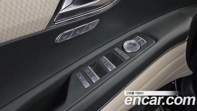 Genesis GV80 2.5T Бензин AWD — Фото автомобиля 24