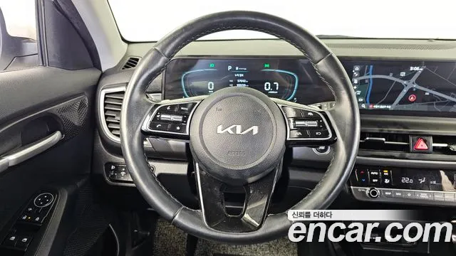 Kia Seltos New — Фото автомобиля 13