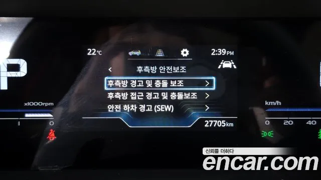 KG_Mobility_Ssangyong Torres Torres Бензин 1.5 2WD — Фото автомобиля 14