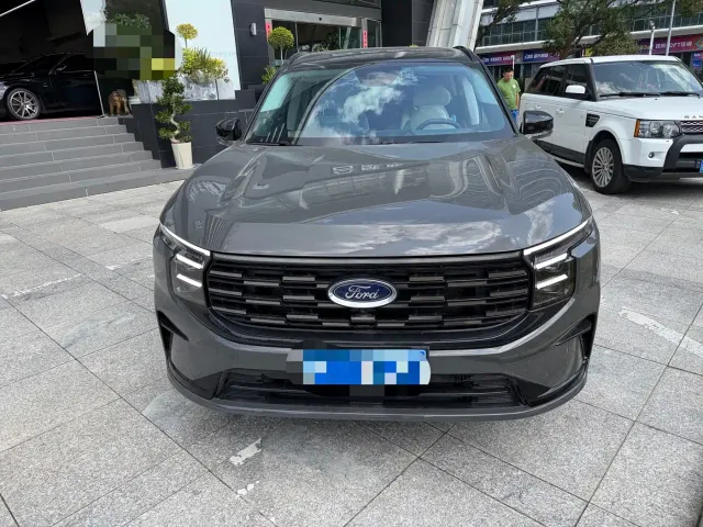 Ford Edge — Фото автомобиля 2