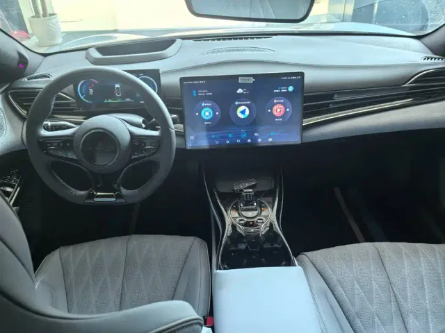 BYD Seal — Фото автомобиля 9