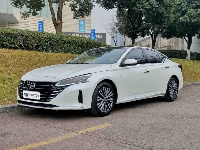 Фотография автомобиля — Nissan Teana