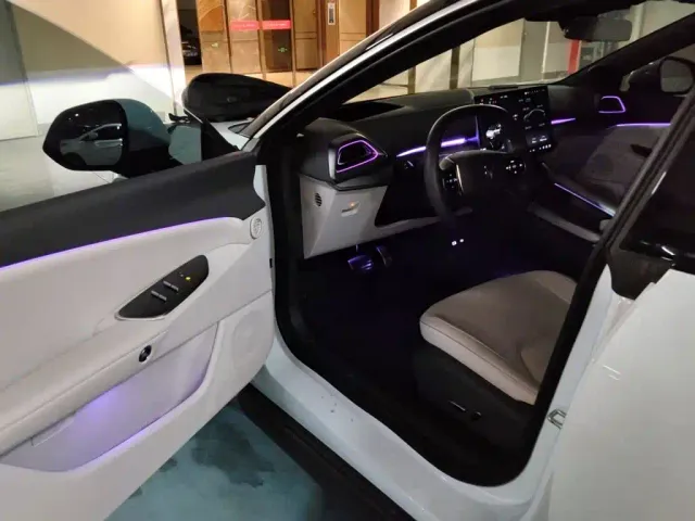 Arcfox Alpha S5 — Фото автомобиля 17