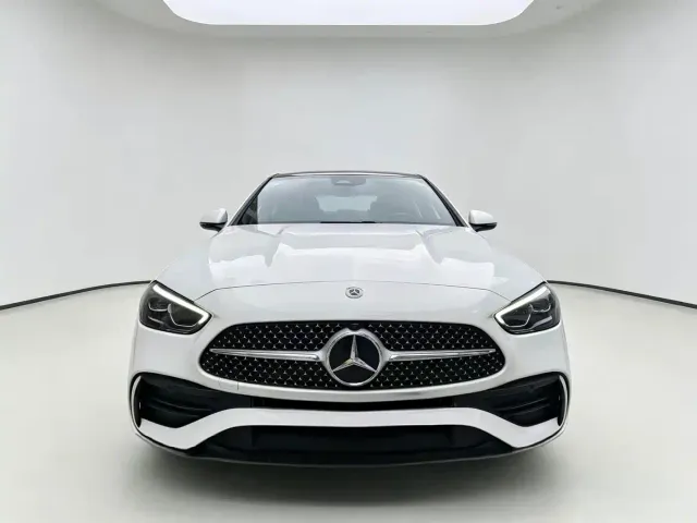 Mercedes-Benz C-Class — Фото автомобиля 2