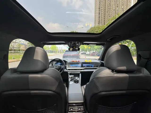 Geely Xingyue L — Фото автомобиля 9