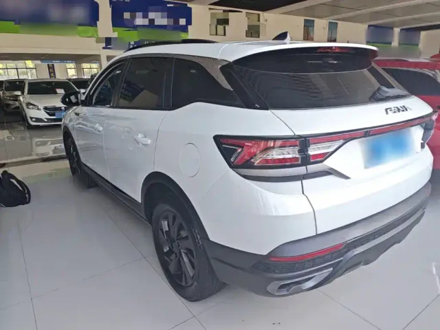 Dongfeng Fengshen AX7 — Фото автомобиля 4