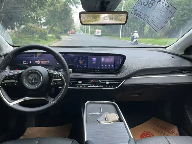 Buick LaCrosse — Фото автомобиля 5