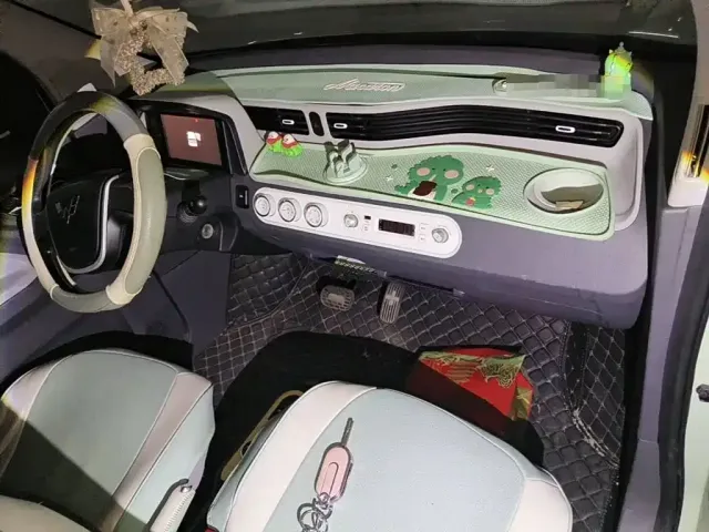Wuling Motors Hongguang MINIEV 2022 Macaron Premium NCM — Фото автомобиля 12