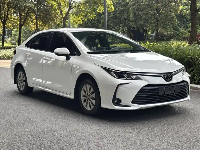 Toyota Corolla — Фото автомобиля 3