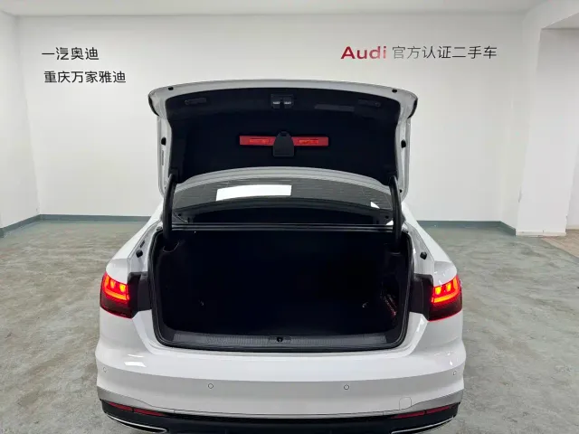 Audi A4L — Фото автомобиля 21