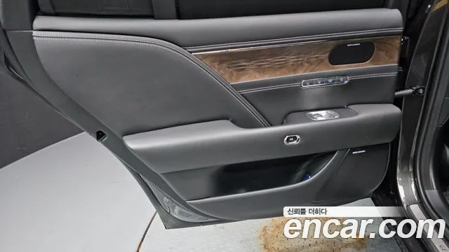 Genesis G90 RS4 — Фото автомобиля 14