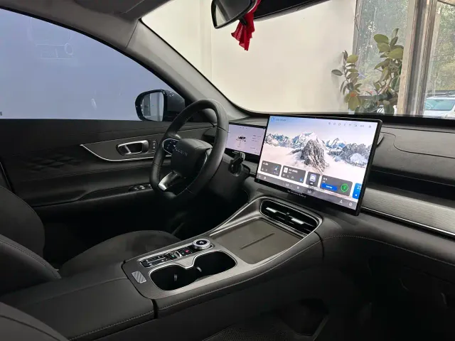 Chery Fengyun T8 — Фото автомобиля 13