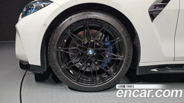 BMW M4 — Фото автомобиля 5