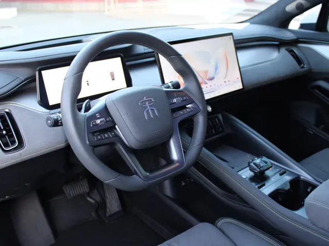 BYD Song L EV — Фото автомобиля 27
