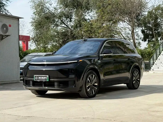 Фотография автомобиля — Li Auto L8