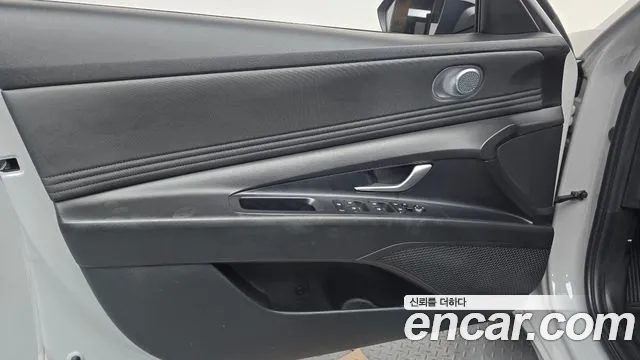 Hyundai Avante CN7 — Фото автомобиля 13