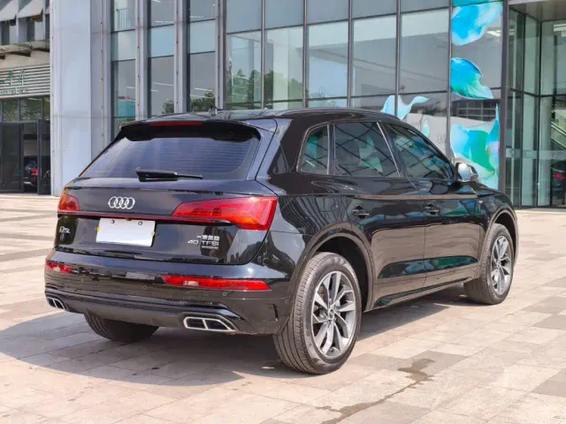 Audi Q5L — Фото автомобиля 7