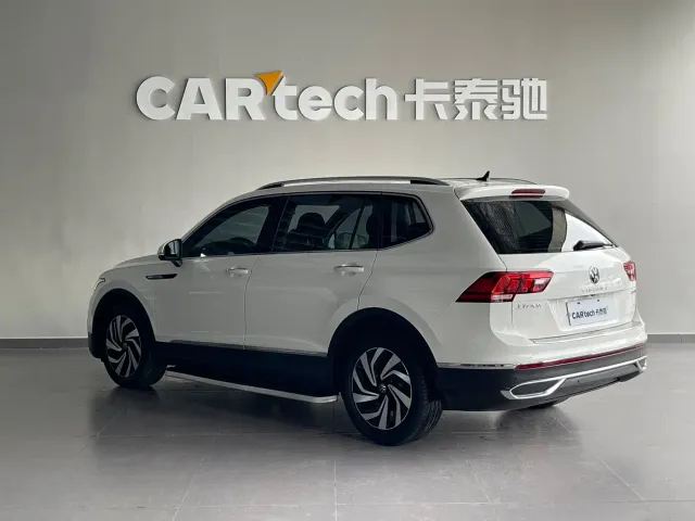 Volkswagen Tiguan L — Фото автомобиля 6