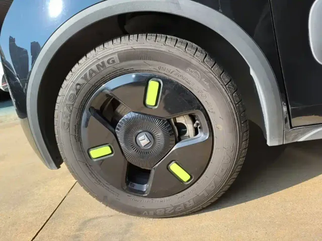 Baojun KiWi EV — Фото автомобиля 22