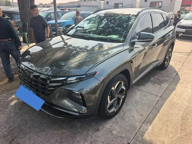 Фотография автомобиля — Hyundai Tucson