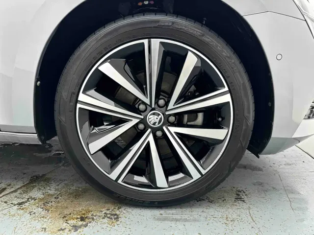 Skoda Superb — Фото автомобиля 8