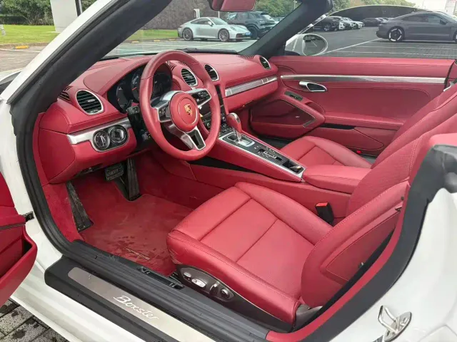 Porsche 718 — Фото автомобиля 14