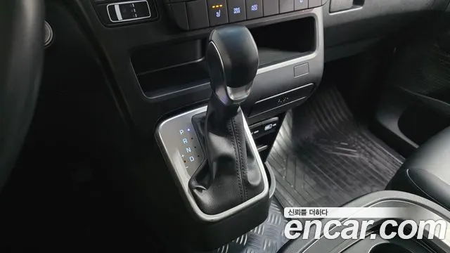 Hyundai Staria Staria Карго 5 мест — Фото автомобиля 9