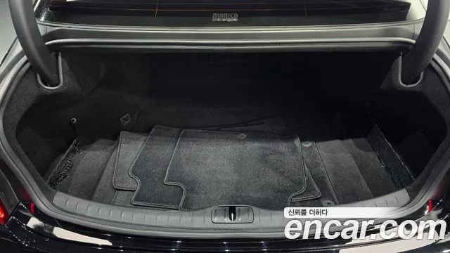 Genesis G80 RG3 — Фото автомобиля 25