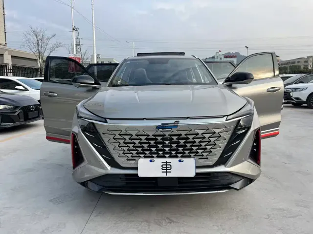 Changan Z6 — Фото автомобиля 12