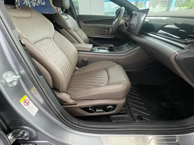 BYD Han — Фото автомобиля 17