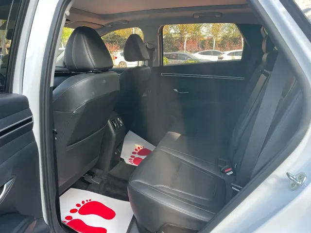 Hyundai Tucson — Фото автомобиля 8