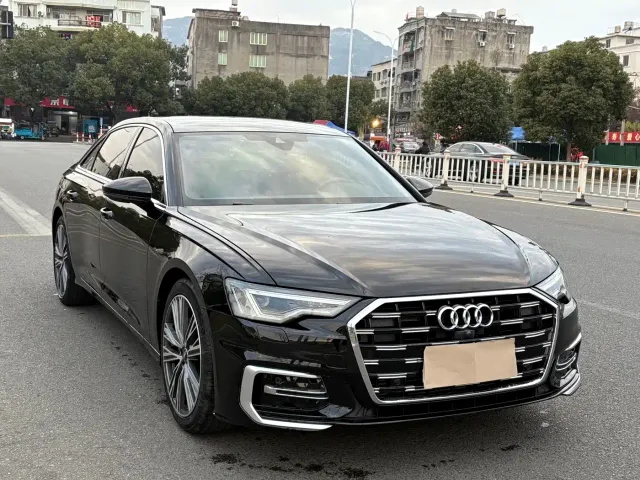 Audi A6L — Фото автомобиля 3