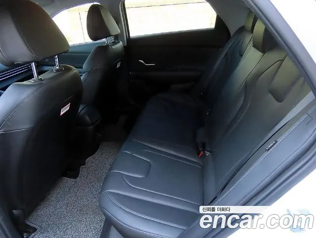 Hyundai AVANTE Новый Avante (CN7) — Фото автомобиля 6