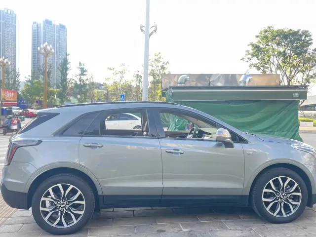 Cadillac XT5 — Фото автомобиля 16