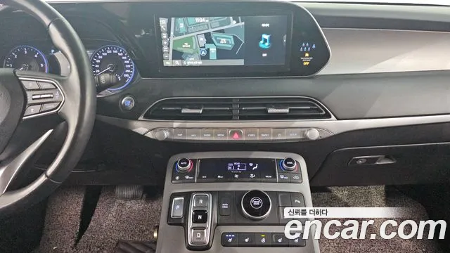 Hyundai Palisade Palisade Дизель 2.2 2WD — Фото автомобиля 14