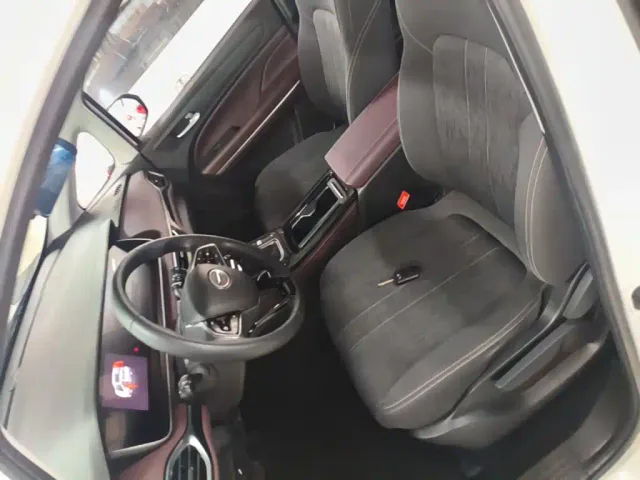 GAC Trumpchi M6 — Фото автомобиля 14