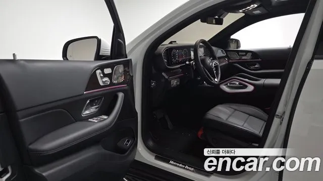 Mercedes-Benz GLE-Class — Фото автомобиля 15
