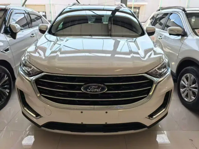 Ford Edge — Фото автомобиля 2